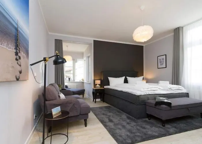 Brunnenstrasse, App 1 *