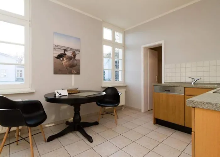 Brunnenstrasse, App 1